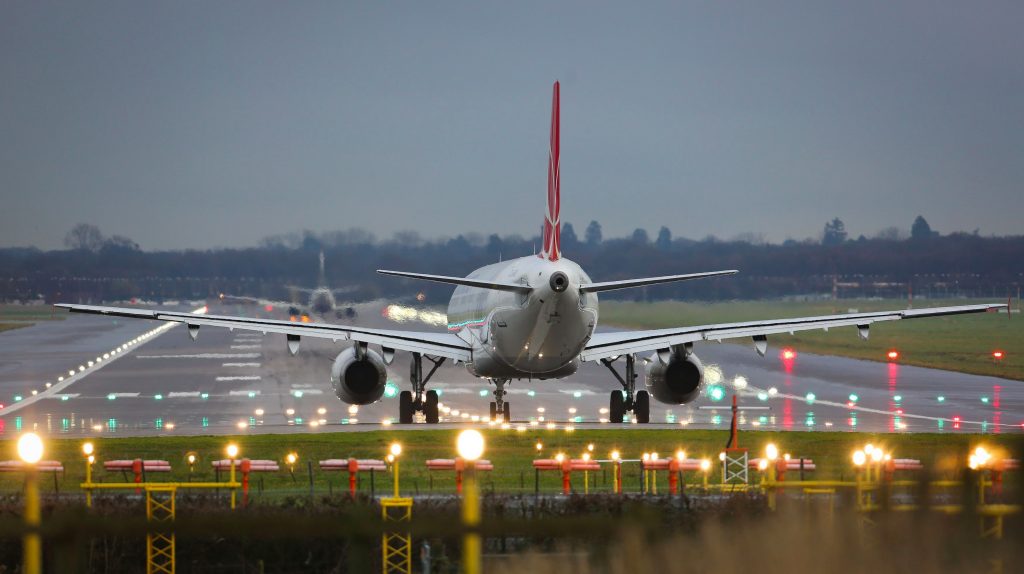 Landing On Gatwick airport - London